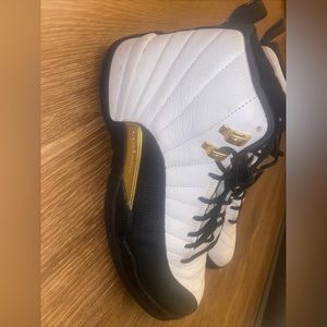 Air Jordan 12 Royalty Taxi